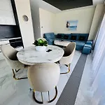 Faltom 26 Yacht Park Z Tarasem Parking Lejlighed