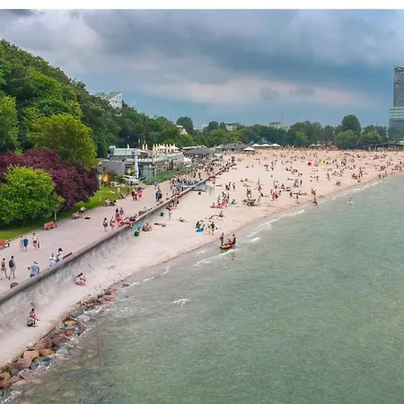 Faltom 26 Yacht Park Z Tarasem Διαμέρισμα Γκντίνια