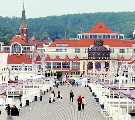 Faltom 26 Yacht Park Z Tarasem *