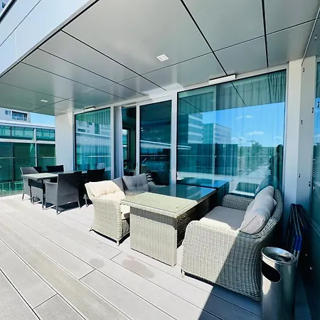 Faltom 26 Yacht Park Z Tarasem Gdynia