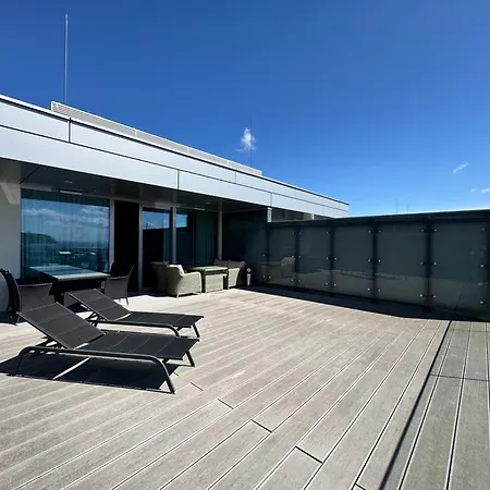Faltom 26 Yacht Park Z Tarasem Parking Gdynia