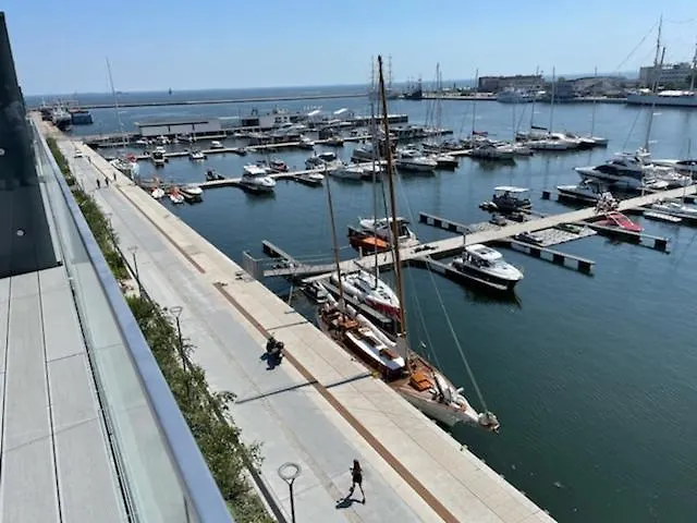 Faltom 26 Yacht Park Z Tarasem Gdynia