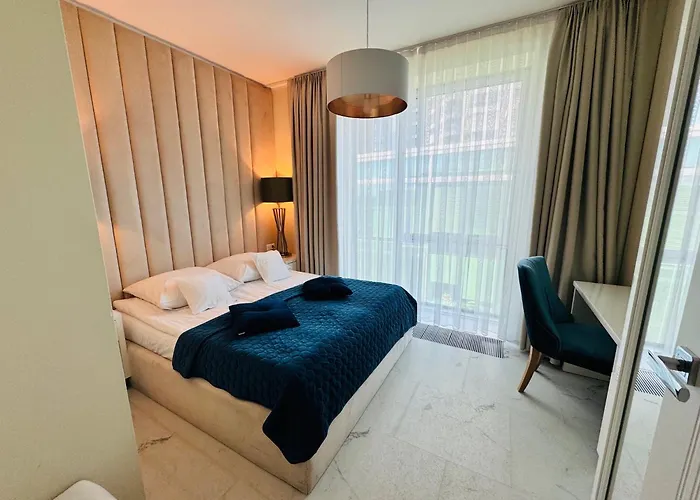 Faltom 26 Yacht Park Z Tarasem *