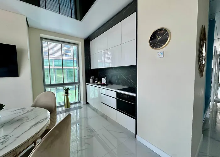 Faltom 26 Yacht Park Z Tarasem Apartman