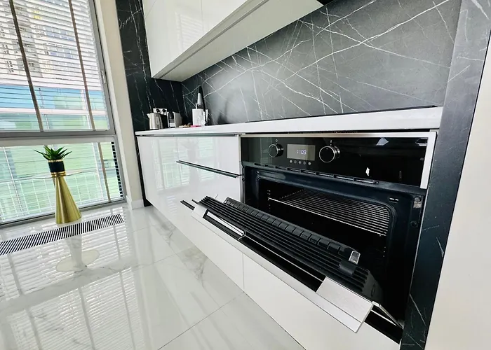 Faltom 26 Yacht Park Z Tarasem Apartman *