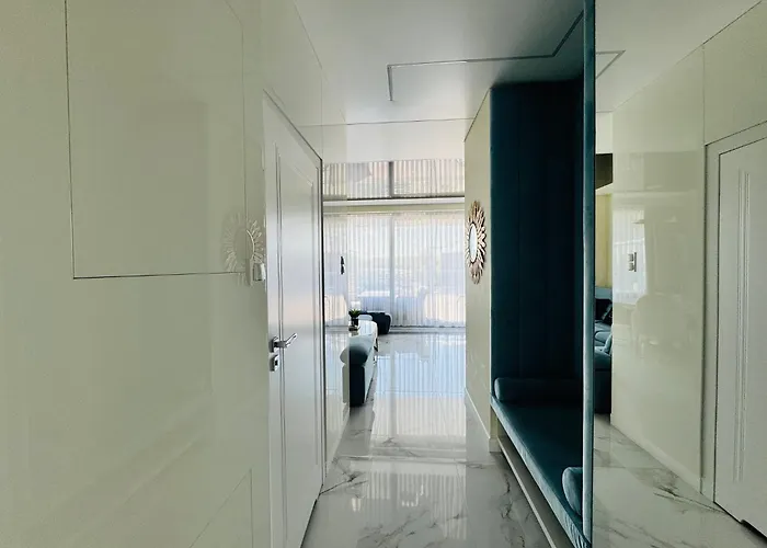 Faltom 26 Yacht Park Z Tarasem *